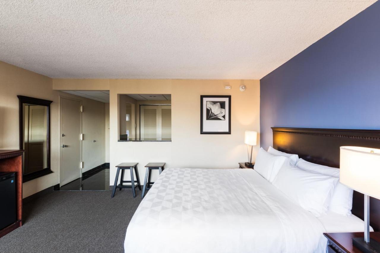 Holiday Inn South Plainfield-Piscataway By Ihg Екстер'єр фото