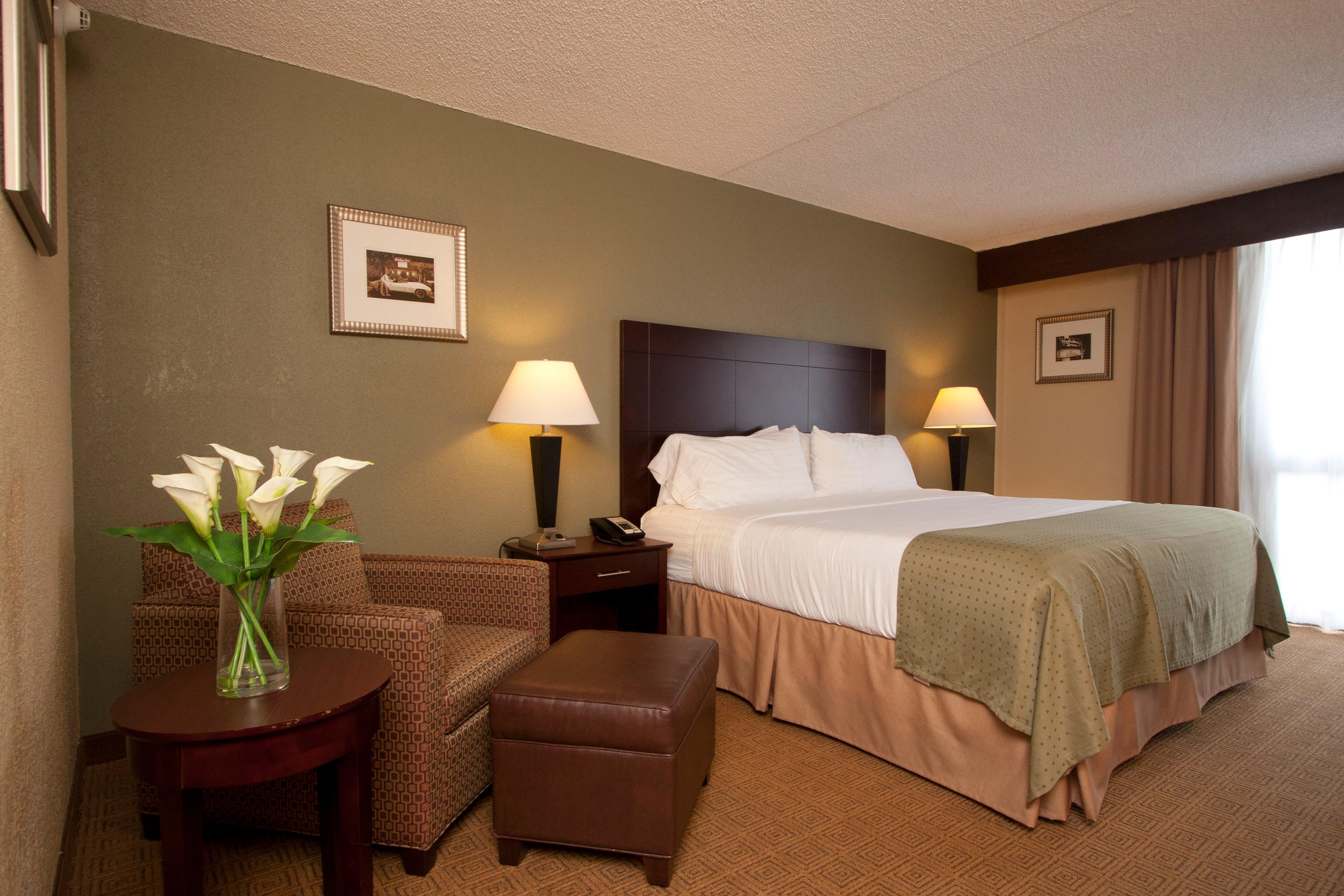 Holiday Inn South Plainfield-Piscataway By Ihg Екстер'єр фото