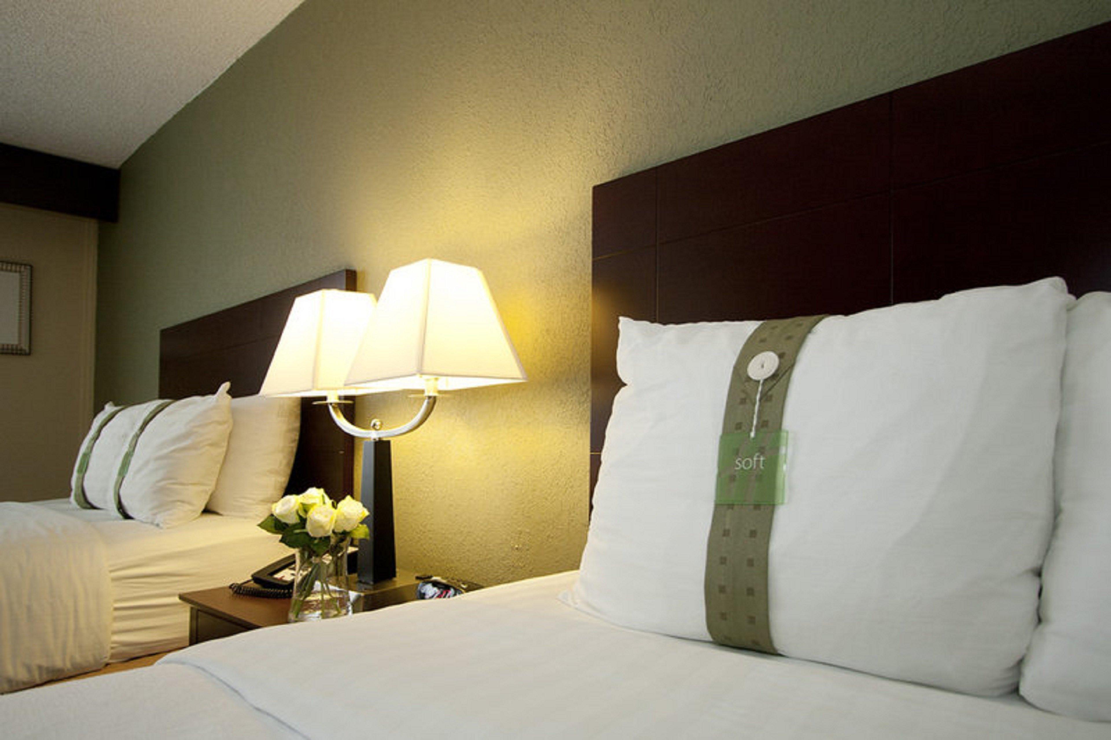 Holiday Inn South Plainfield-Piscataway By Ihg Екстер'єр фото