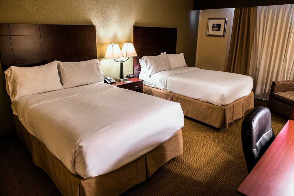 Holiday Inn South Plainfield-Piscataway By Ihg Екстер'єр фото
